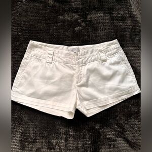 🛍️Foreign brand/ rolled up hem shorts/with side pockets